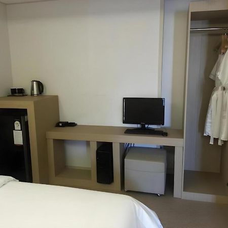 Hotel W Shinjeju Bagian luar foto