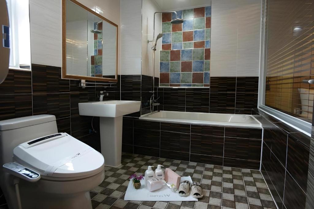 Hotel W Shinjeju Bagian luar foto